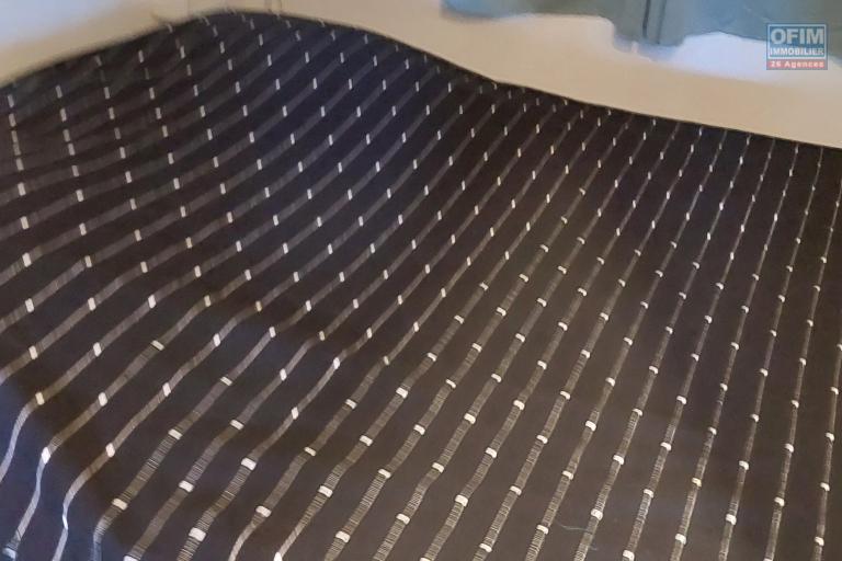 A louer  &agrave; Saint Leu villa F4  meubl&eacute;e  ,  moderne et spacieuse avec vue mer