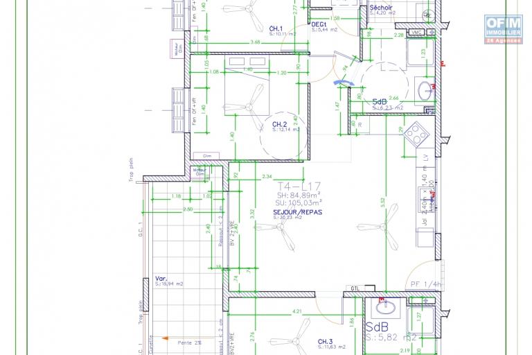 A VENDRE APPARTEMENT F4 DE 103.16 M2 AU CENTRE VILLE DE SAINT DENIS - APPARTEMENT