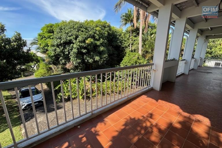 A vendre maison &agrave; r&eacute;nover chemin piton tresor &agrave; La Montagne