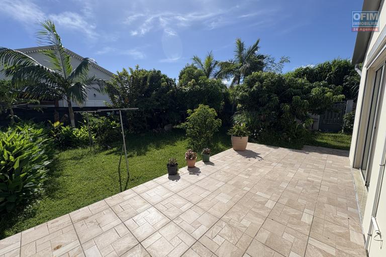 A Vendre Villa 3 Chambres + combles aménagés à Bourbier Les Hauts