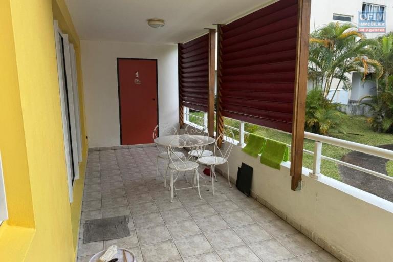 A louer magnifique appartement MEUBLE de type F2 proche centre ville au Tampon