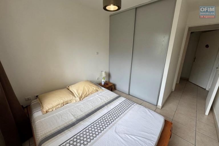 A louer magnifique appartement MEUBLE de type F2 proche centre ville au Tampon