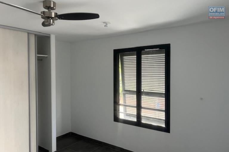 A Louer appartement de type T3 neuf dans une r&eacute;sidence s&eacute;curis&eacute;e proche centre ville de L'ETANG SALE LES HAUTS