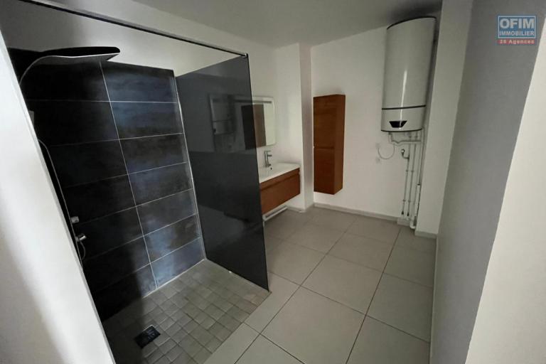 A VENDRE APPARTEMENT F4 DE 102.64 M2  AU CENTRE VILLE DE  SAINT DENIS