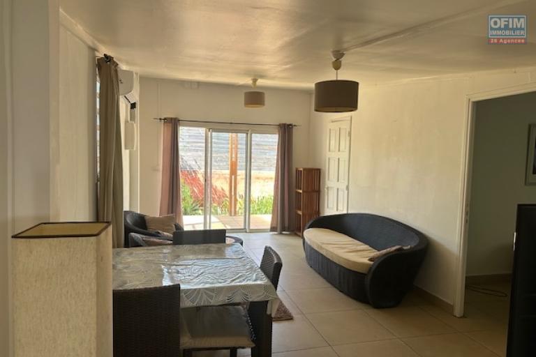 Charmante maison meublée F3 à Terre-Sainte