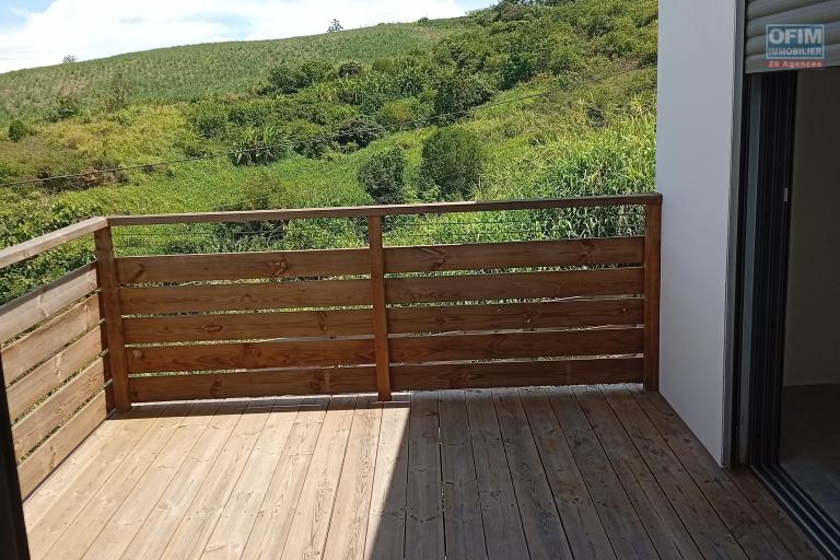 A VENDRE MAISON NEUVE F4/5 DE 131 M2 AVEC VUE MER A LA SALINE LES HAUTS