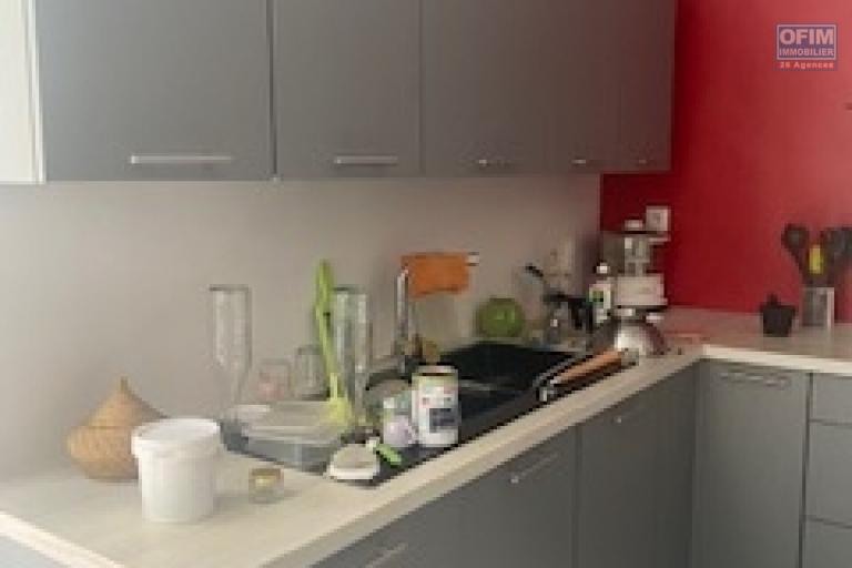 A louer Belle villa jumelée de type F4 dans un quartier résidentiel à BELLEPIERRE SAINT DENIS