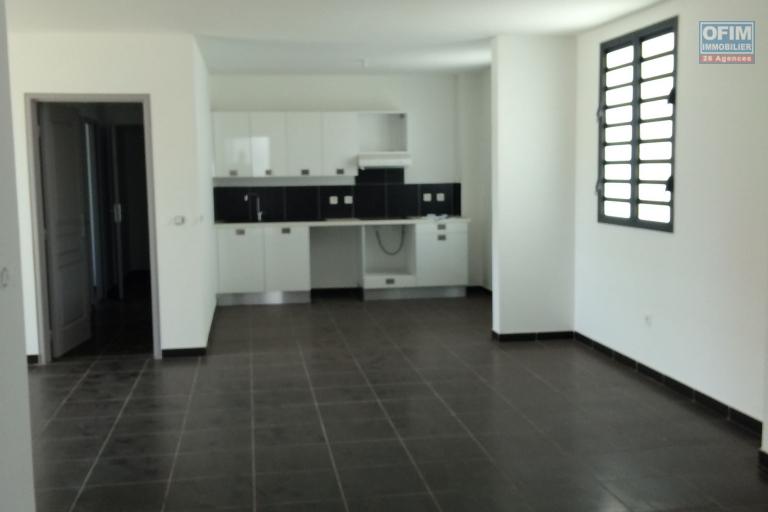 A LOUER APPARTEMENT TYPE 4 A SAINT - DENIS