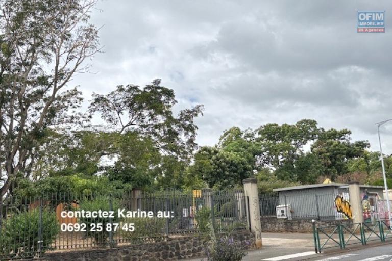 A vendre T2 à St Denis quartier de La Trinité, face au parc.