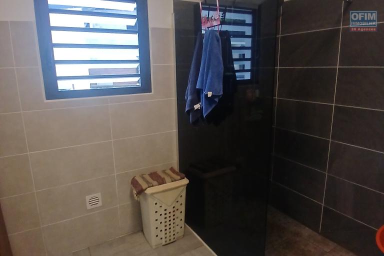 A VENDRE Charmante maison de type F3 de 90 m2 &agrave; la Chaloupe SAINT-LEU