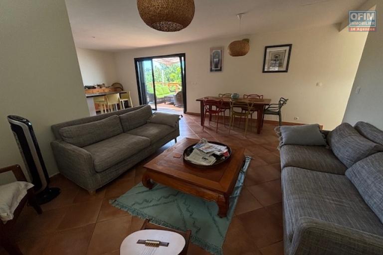 A vendre maison T5, proche centre de La Montagne avec belle vue dégagée.