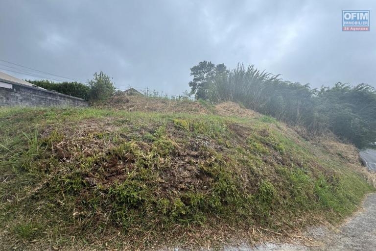 A vendre Mont Vert village joli terrain d'environ 822 m² Surface utile 544 m²