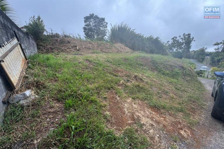 A vendre Mont Vert village joli terrain d'environ 822 m² Surface utile 544 m²