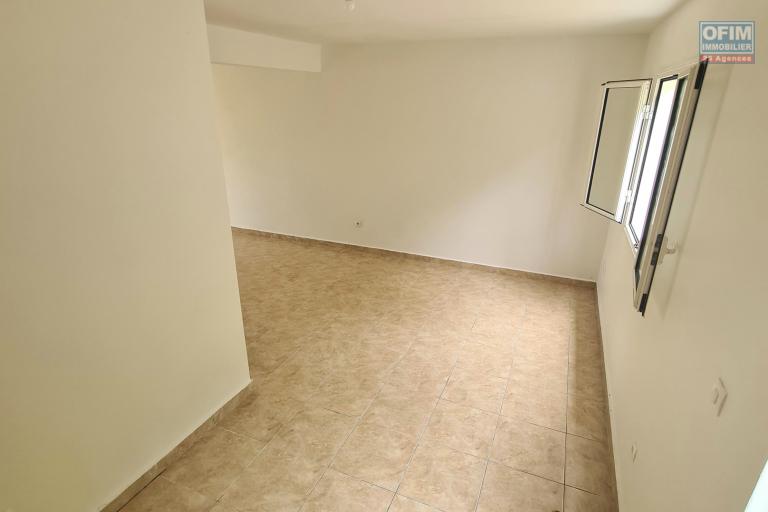 MAISON AVEC 3 CHAMBRES, RDM LES BAS &Agrave; ST ANDR&Eacute;, JARDIN CLOTUR&Eacute;