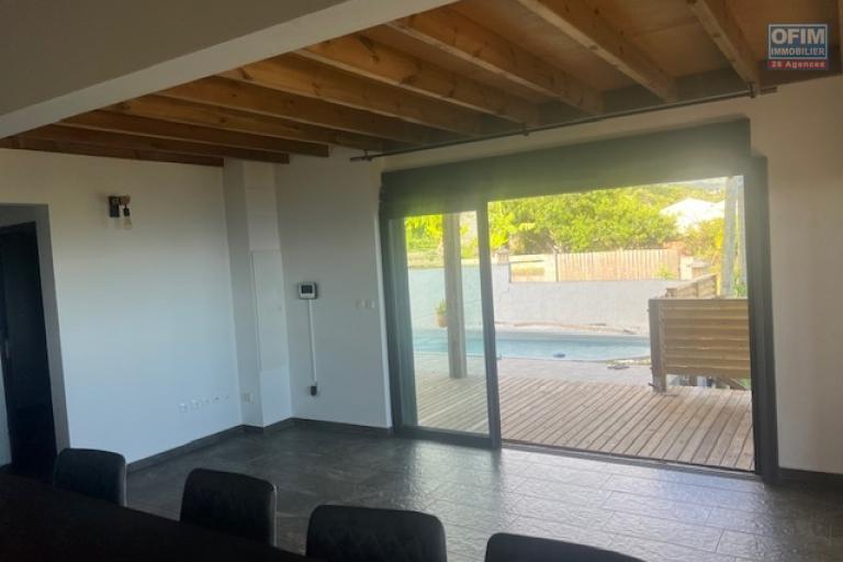 À louer – Belle villa F4 avec piscine – Quartier du Manirons