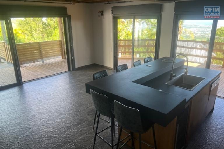 À louer – Belle villa F4 avec piscine – Quartier du Manirons