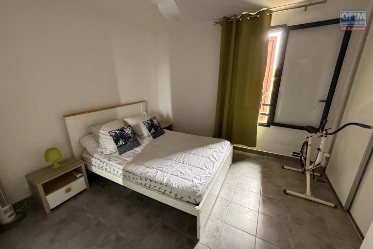 Bel appartement T2 R&eacute;sidence l'Arbre du Voyageur (proche pont de la Rivi&egrave;re d'Abord et du rond point des Casernes) avec vue mer et montagne