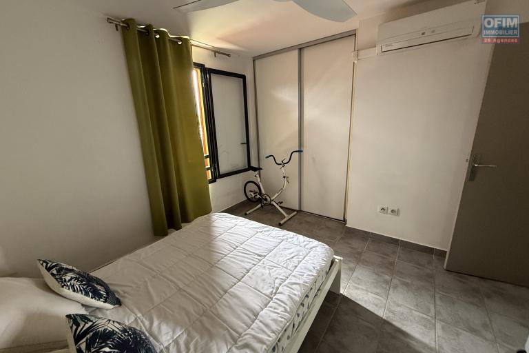 Bel appartement T2 R&eacute;sidence l'Arbre du Voyageur (proche pont de la Rivi&egrave;re d'Abord et du rond point des Casernes) avec vue mer et montagne