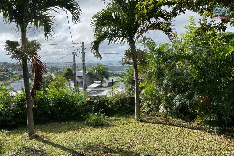 A Louer villa de type F4 sur le quartier de la Ravine sèche