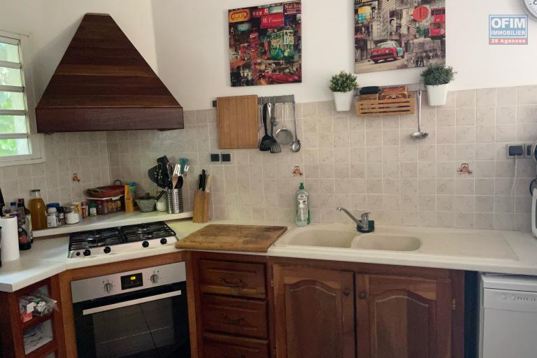 A Louer villa de type F4 sur le quartier de la Ravine sèche