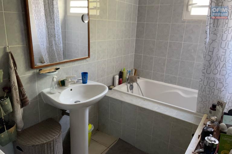 A Louer villa de type F4 sur le quartier de la Ravine sèche