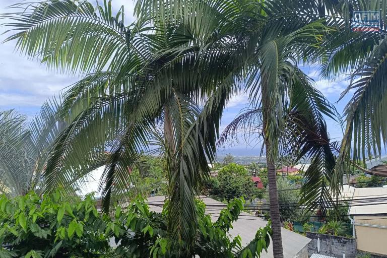 Villa d'architecte en duplex 5 chambres avec piscine et jardin paysager de 620 m2 Rivière St Louis