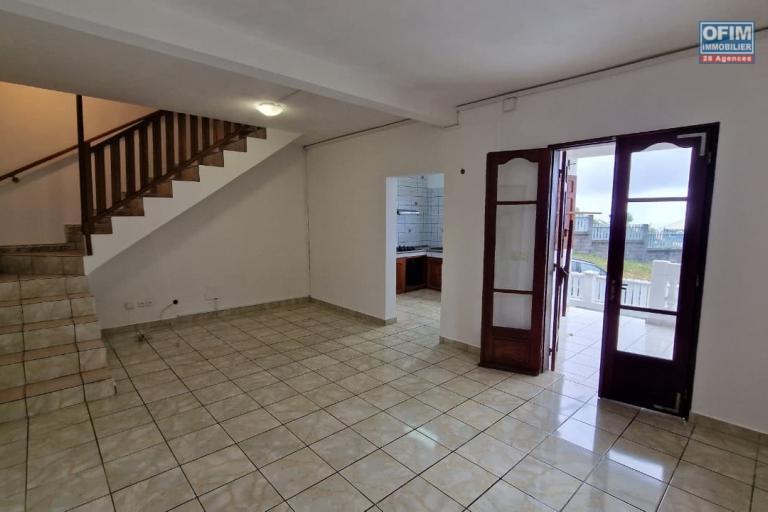 A LOUER : Maison F4 avec vue mer et montagne.