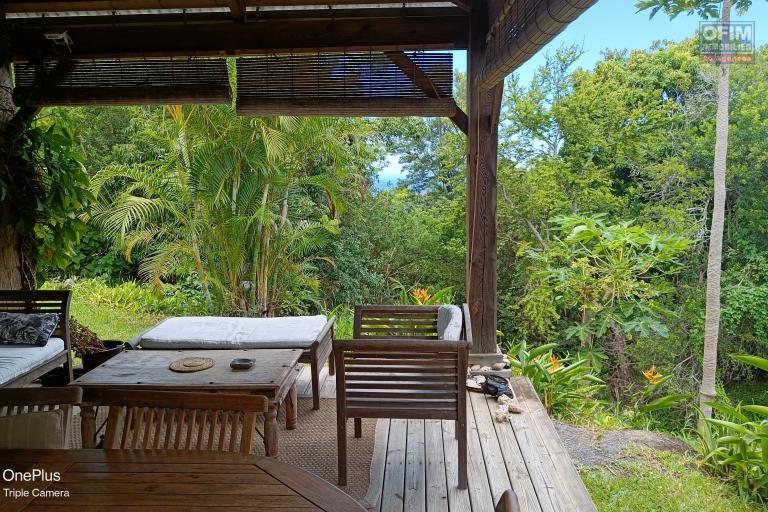 Magnifique maison bois de type F3+ plain pied, petite vue mer, bassins naturels, 470 m&sup2; de terrain