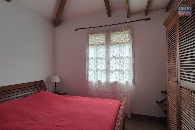 Magnifique maison bois de type F3+ plain pied, petite vue mer, bassins naturels, 470 m&sup2; de terrain