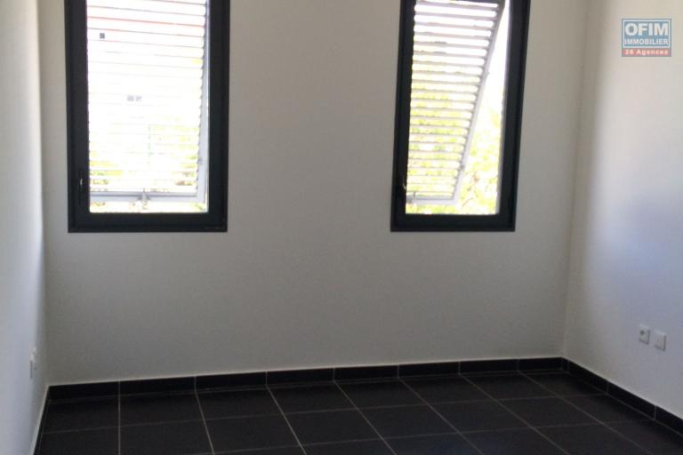 A LOUER APPARTEMENT TYPE 4 A SAINT - DENIS