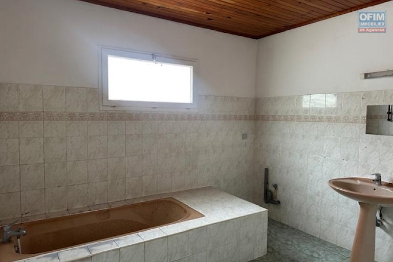 Jolie F4 Ravine des cabris Saint-Pierre