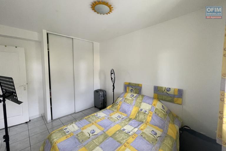 &Agrave; VENDRE &ndash; Maison F6 de 144 m&sup2; &ndash; BOIS DE N&Egrave;FLES SAINTE-CLOTILDE - chambre 1, 2 i&egrave;me &eacute;tage