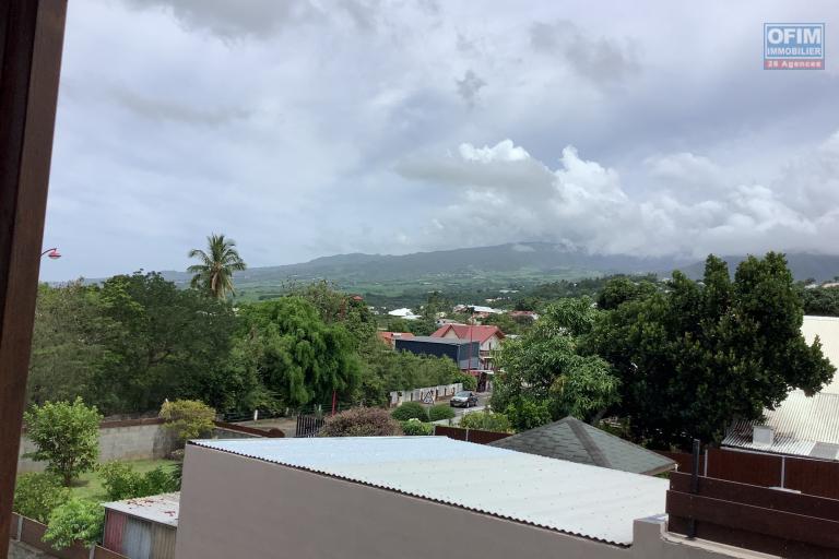 A LOUER Appartement de type T3 &agrave; LA RIVIERE SAINT LOUIS