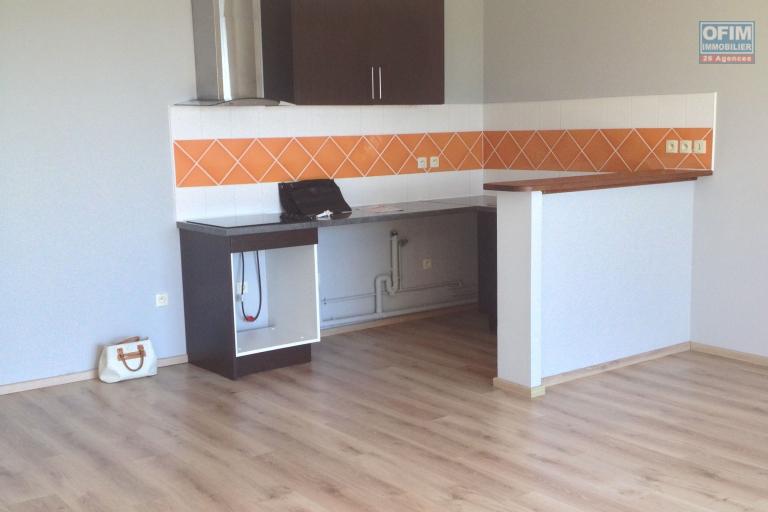 A LOUER - APPT T2 - SAINTE CLOTILDE