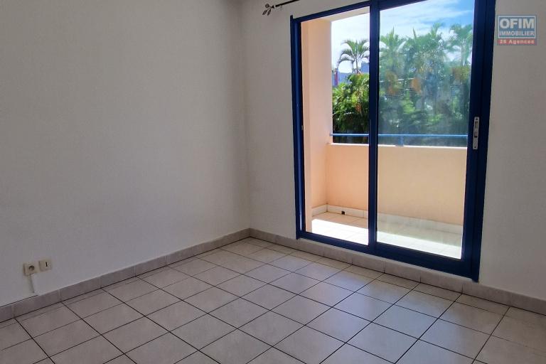 A LOUER - APPT T2 - 1ER ETAGE - SAINTE MARIE