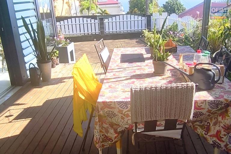 Grande Villa F5 proche du centre-ville, plain-pied avec vue mer et montagne