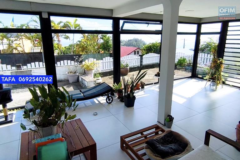 Grande Villa F5 proche du centre-ville, plain-pied avec vue mer et montagne