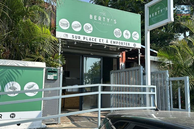 À VENDRE 49 500€ – Fonds de commerce SNACK « Le Berty’s » à Sainte-Marie (974)