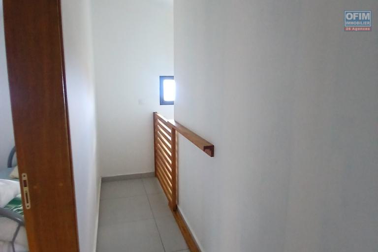 A LOUER Magnifique maison non meublée de type F4 avec PISCINE à SAINT-PAUL LE GUILLAUME