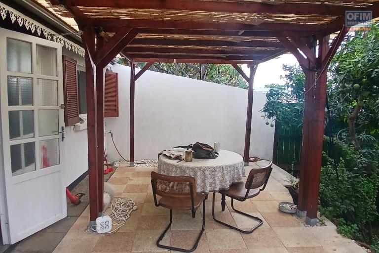 A LOUER Maison de type F4 non meublée sur Plateau Caillou à SAINT-PAUL