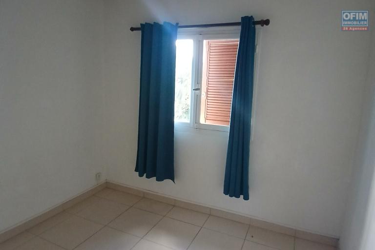 A LOUER Maison de type F4 non meublée sur Plateau Caillou à SAINT-PAUL