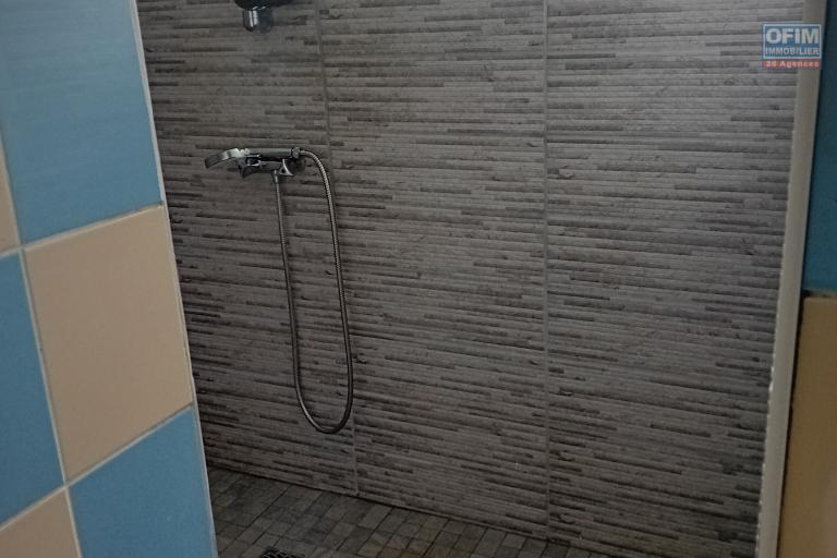 A VENDRE villa 3 chambres en ville de Saint-Paul