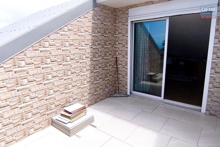 Villa F4 de 120 m2 avec vue mer et montagne en fond d'impasse