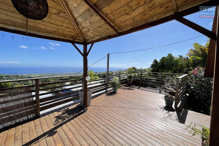 A LOUER VILLA RECENTE F4 AVEC PISCINE BRAS CANOT SAINT GILLES LES HAUTS ( M.PETIOT 0693 01 10 86)