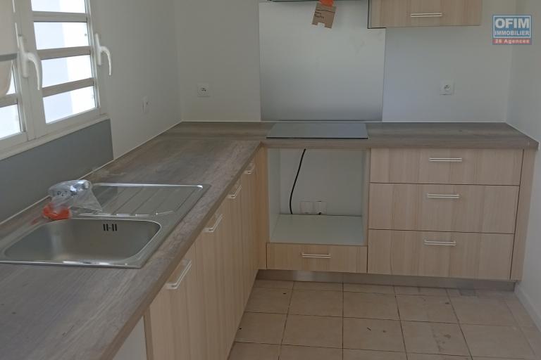 A LOUER APPARTEMENT T2 EN REZ DE JARDIN DE 60 M2 A LA SALINE LES BAINS