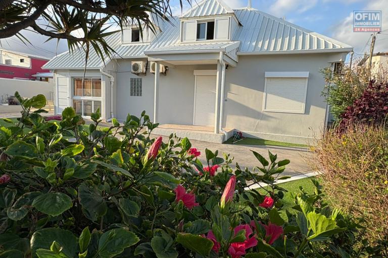 Villa F6/7 Duplex avec piscine