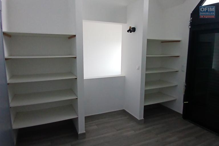 A LOUER superbe maison à étage de type F4 sur la Saline Les Hauts