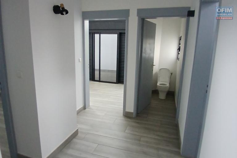 A LOUER superbe maison à étage de type F4 sur la Saline Les Hauts