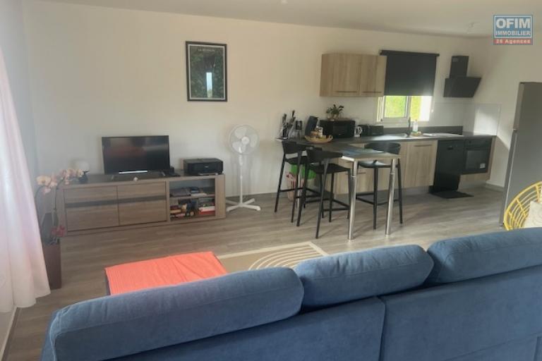 A louer jolie villa de type F3 meubl&eacute;e dans un quartier calme.