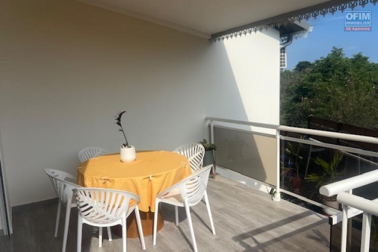 A louer jolie villa de type F3 meubl&eacute;e dans un quartier calme.